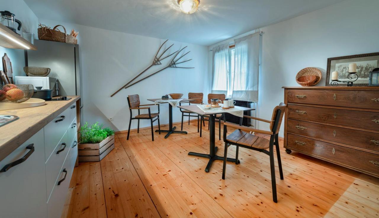 Apartma In Sobe Pr'Objan Bohinj Bagian luar foto